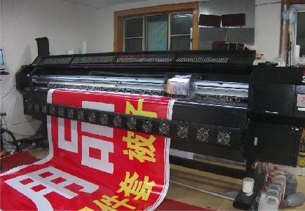 巴塘喷绘广告分辨率是多少？